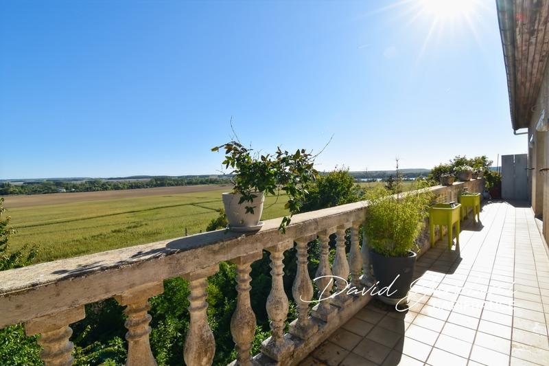 Appartement - 132 m² - 5 pièces