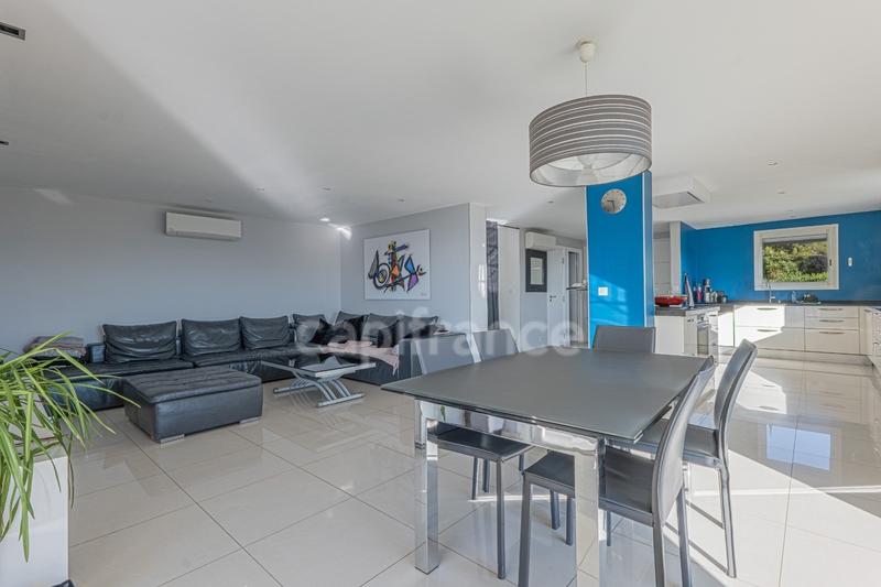 Villa - 138 m² - 4 pièces