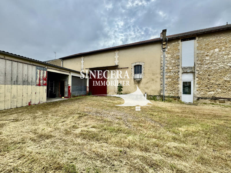 Local commercial - 1 087 m²