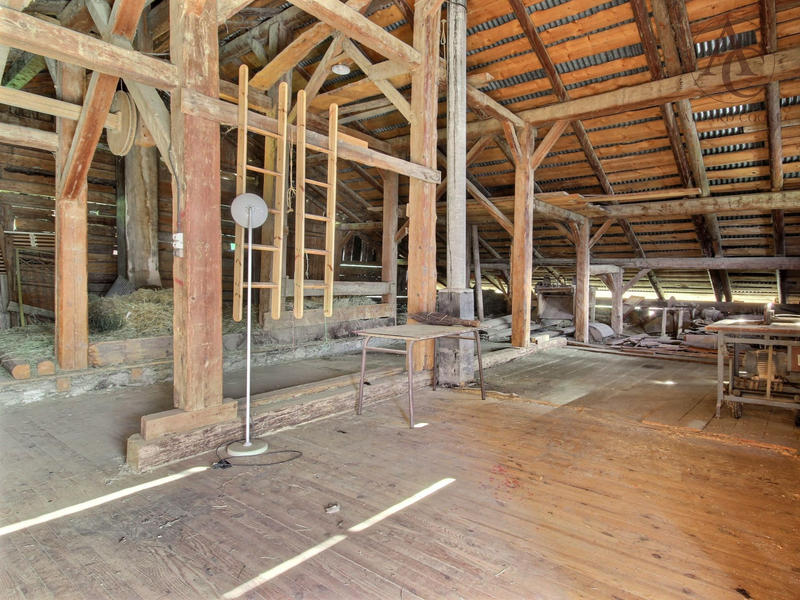 Châlet - 355 m² - 1 pièce