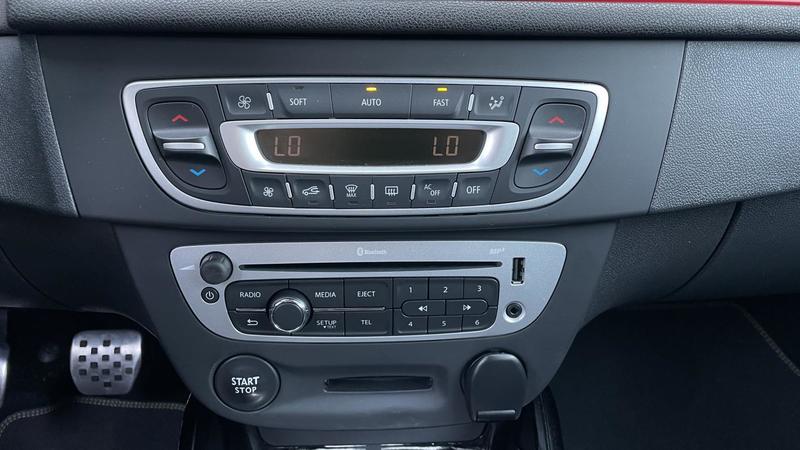 Renault Mégane Rs Cup 265ch Récaro Akrapovic 2ème Main Tout d'Origine