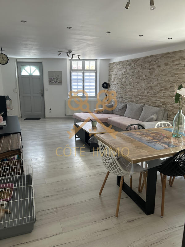 Maison - 85 m² - 4 pièces