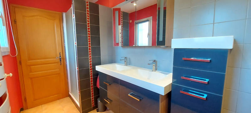 Maison - 155 m² - 5 pièces