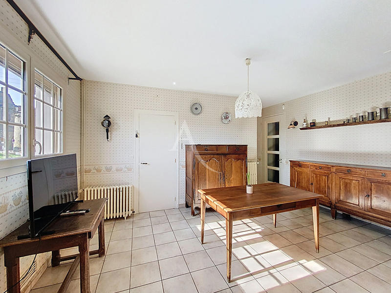 Maison - 197 m² - 6 pièces