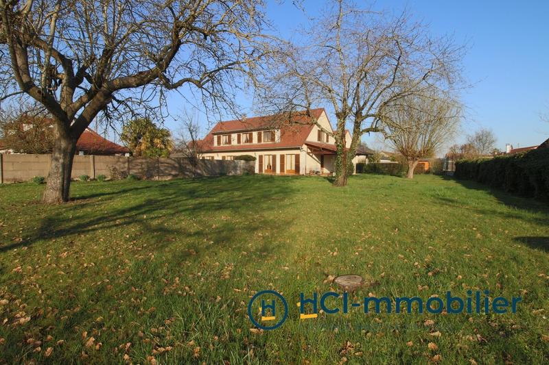 Maison - 193 m² - 9 pièces