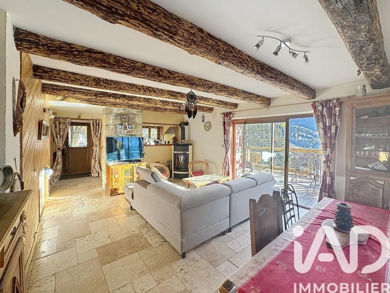 Châlet - 105 m² - 5 pièces