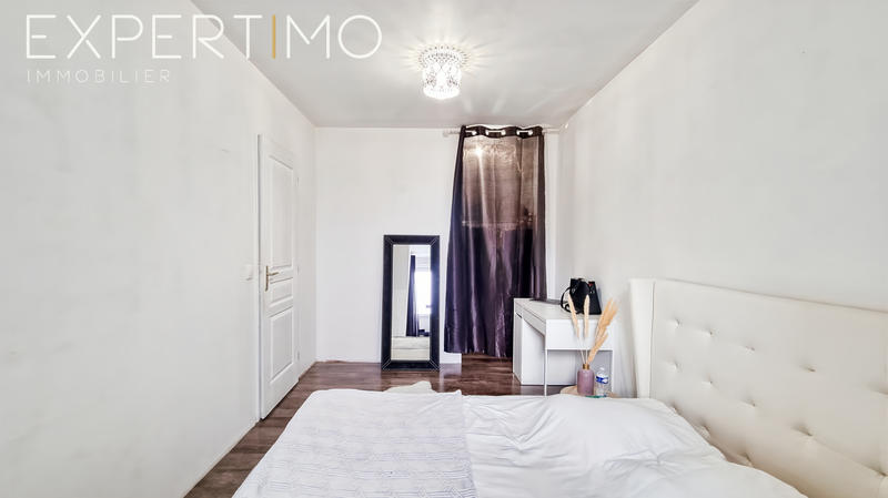 Maison - 110 m² - 6 pièces