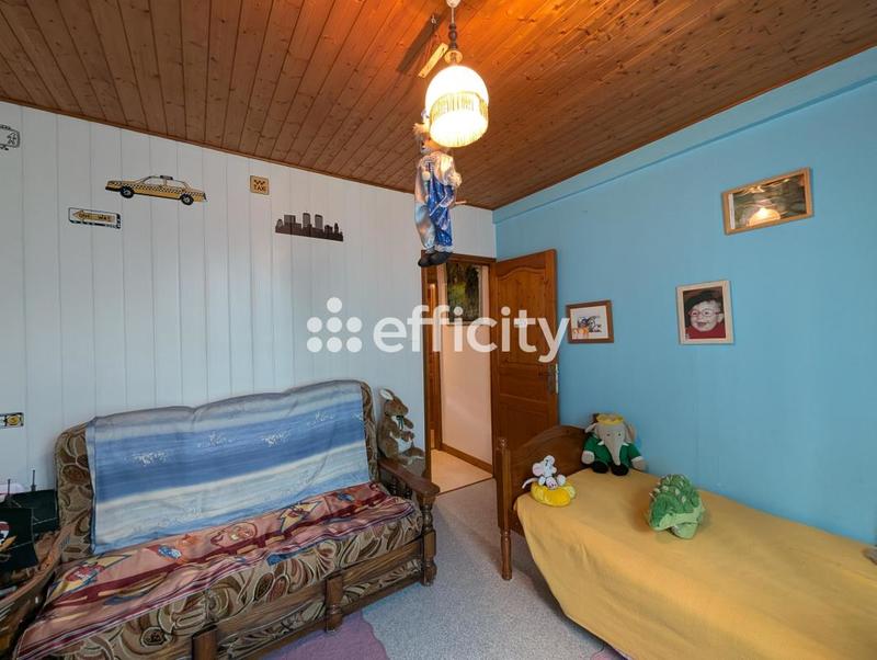 Maison - 121 m² - 6 pièces