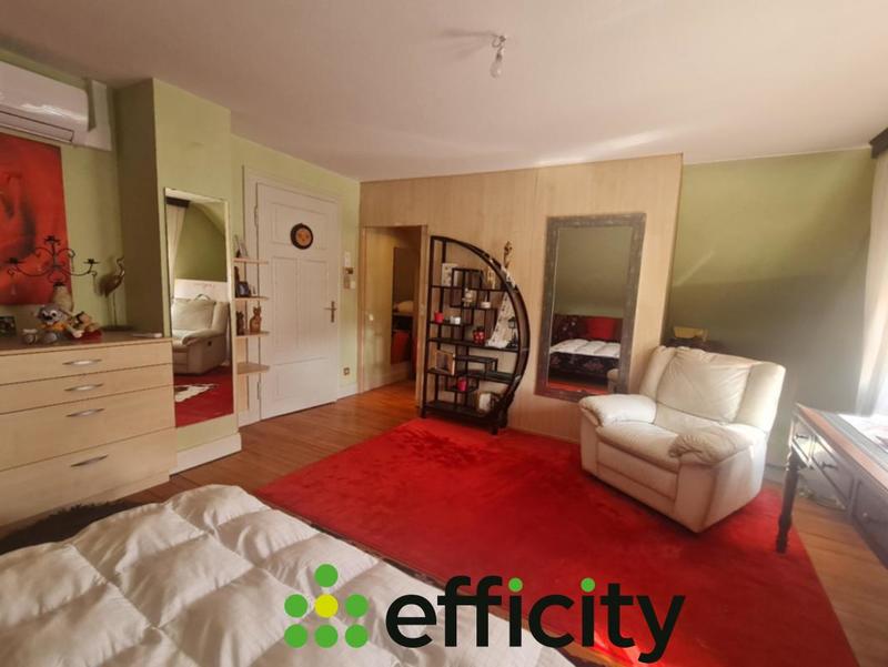 Maison - 165 m² - 7 pièces