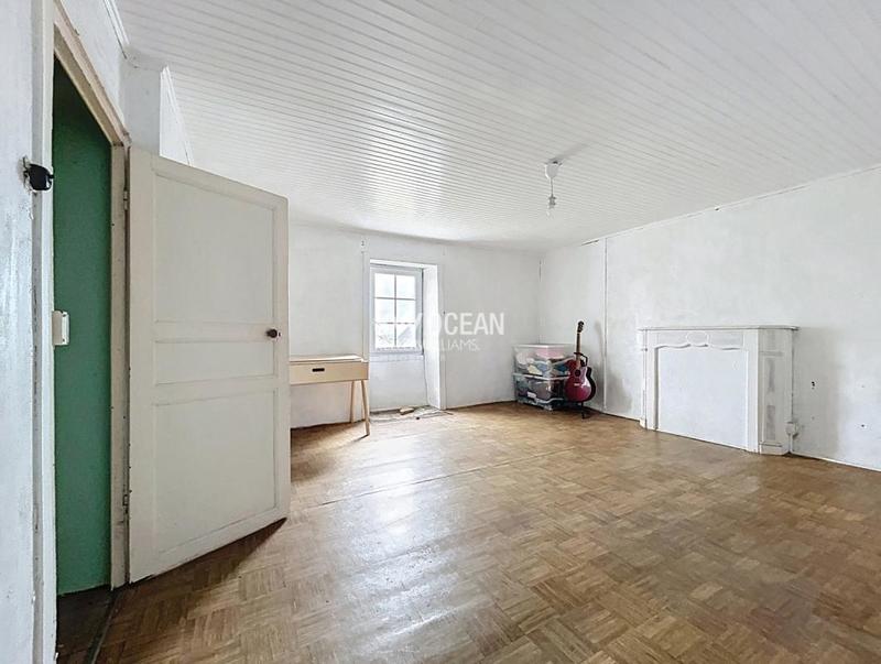 Maison - 151 m² - 7 pièces