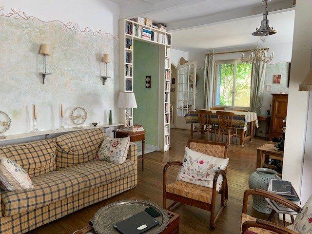 Maison - 165 m² - 7 pièces