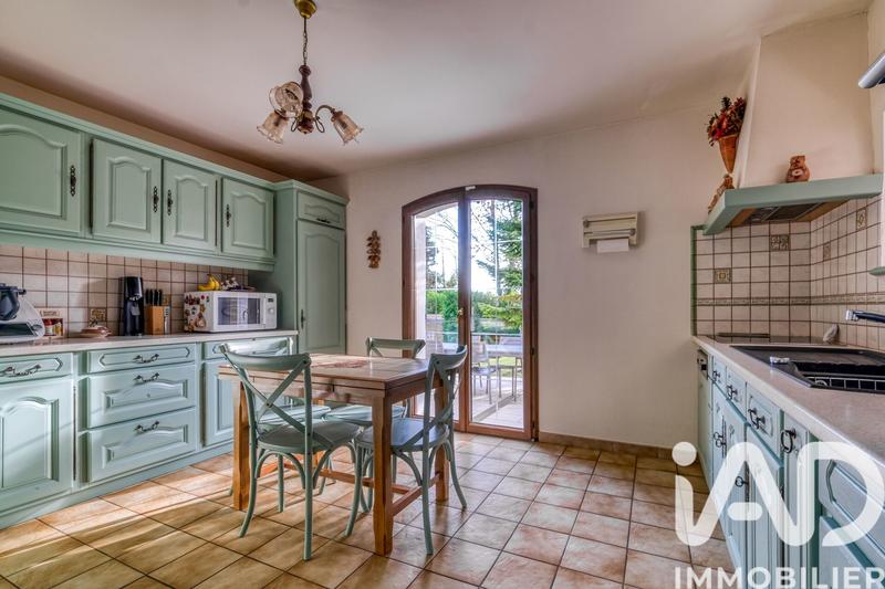 Maison - 162 m² - 8 pièces