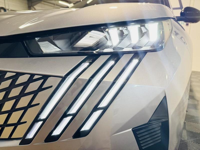 Peugeot 3008 III 1.2 Hybrid 145 E-Dcs6 Gt Alcantara et Pack 360