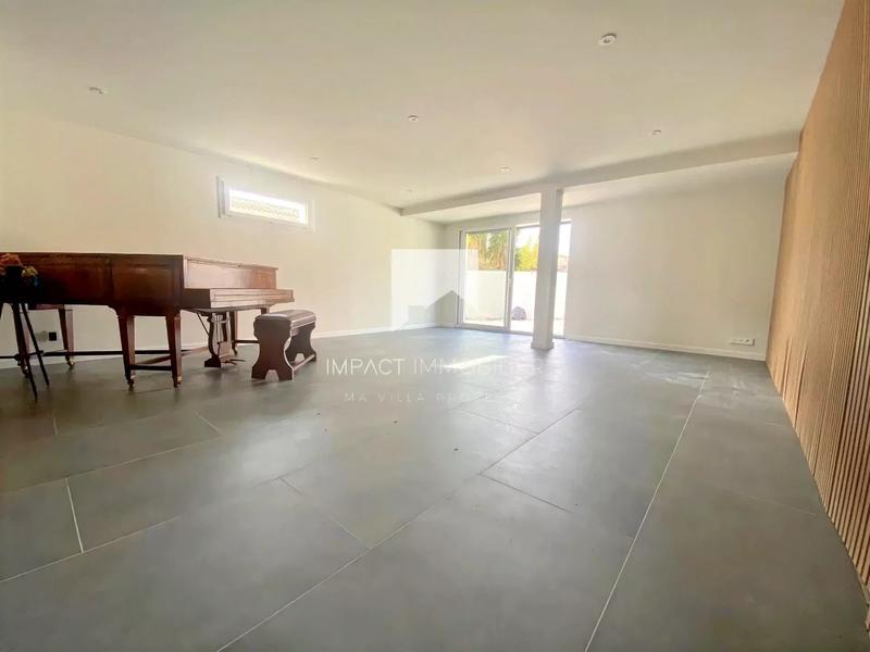 Maison - 160 m² - 7 pièces