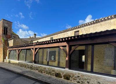 Maison traditionnelle - 202 m² - 4 pièces