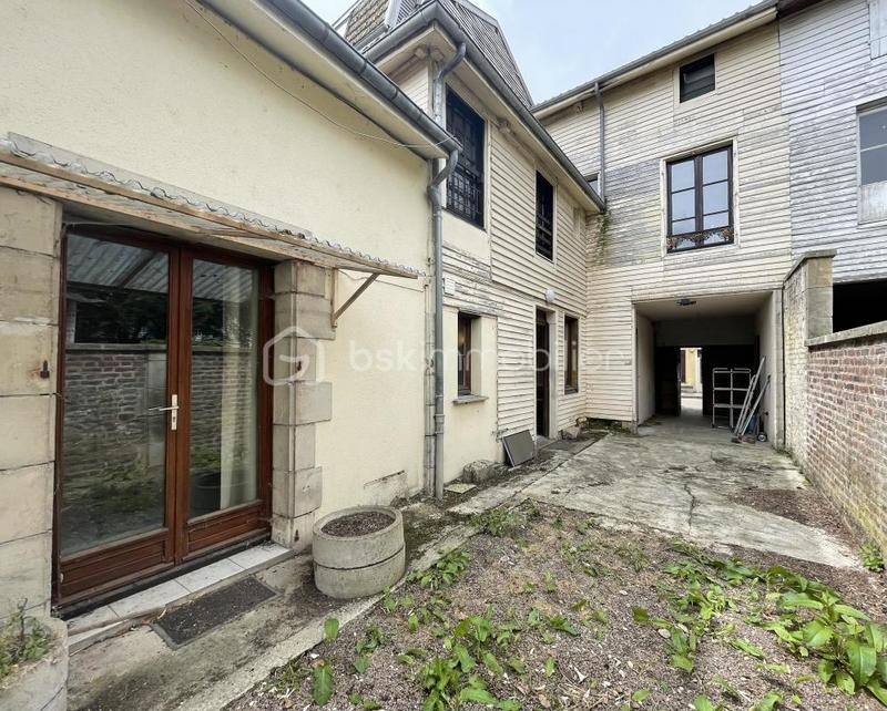 Immeuble - 135 m² - 6 pièces