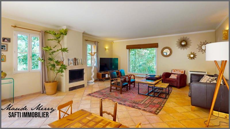 Maison - 160 m² - 6 pièces