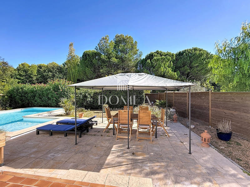 Villa - 172 m² - 7 pièces