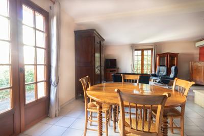 Maison traditionnelle - 136 m² - 5 pièces