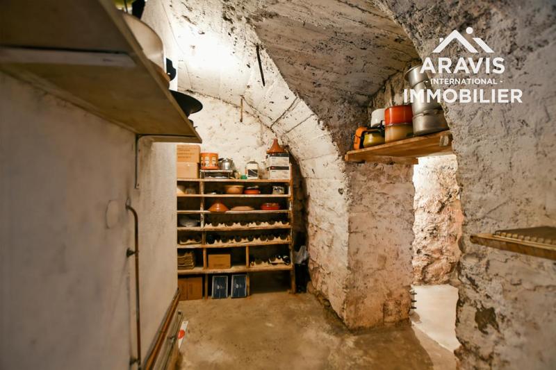 Maison - 132 m² - 9 pièces