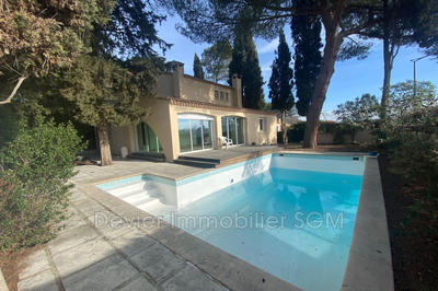 Maison - 195 m² - 7 pièces