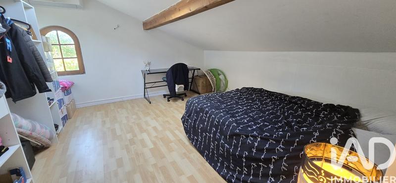 Maison - 200 m² - 6 pièces