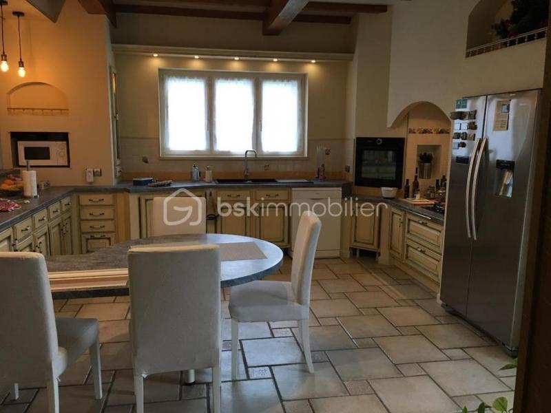 Demeure - 315 m² - 7 pièces