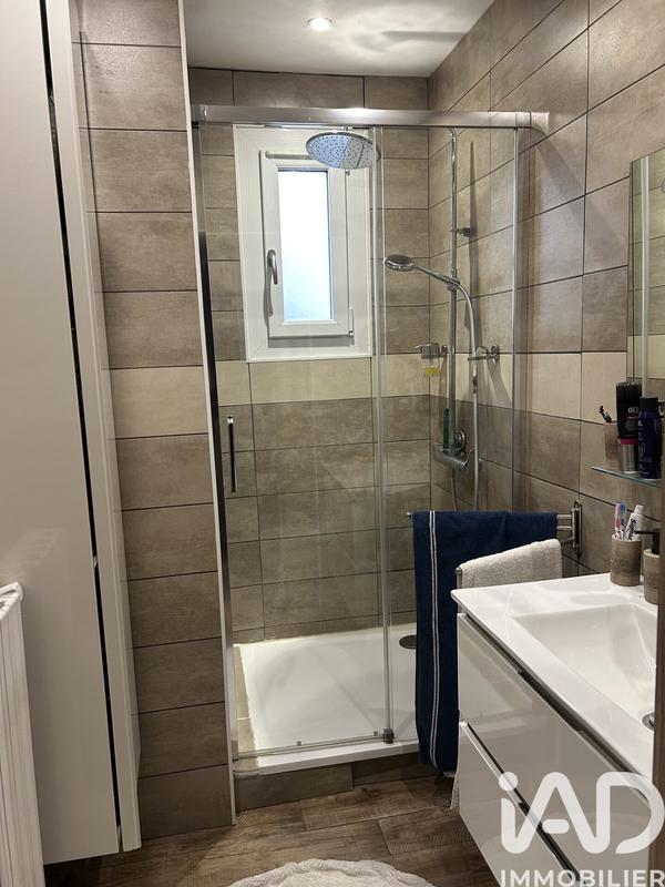 Maison - 191 m² - 8 pièces