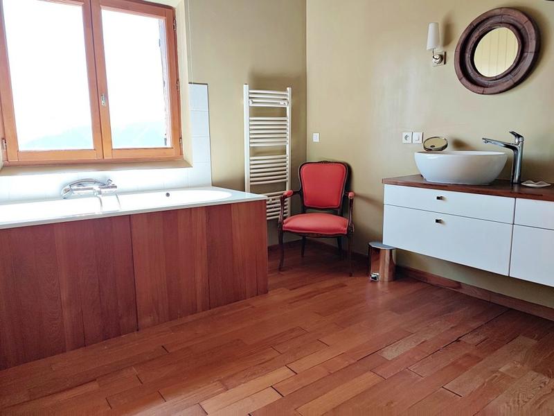 Maison - 134 m² - 6 pièces