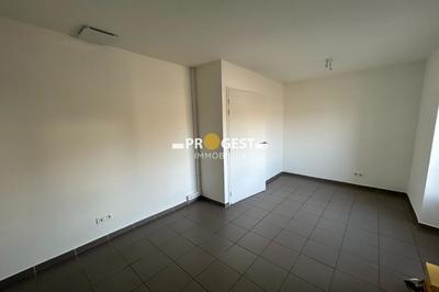 Bureau - 43 m² - 2 pièces