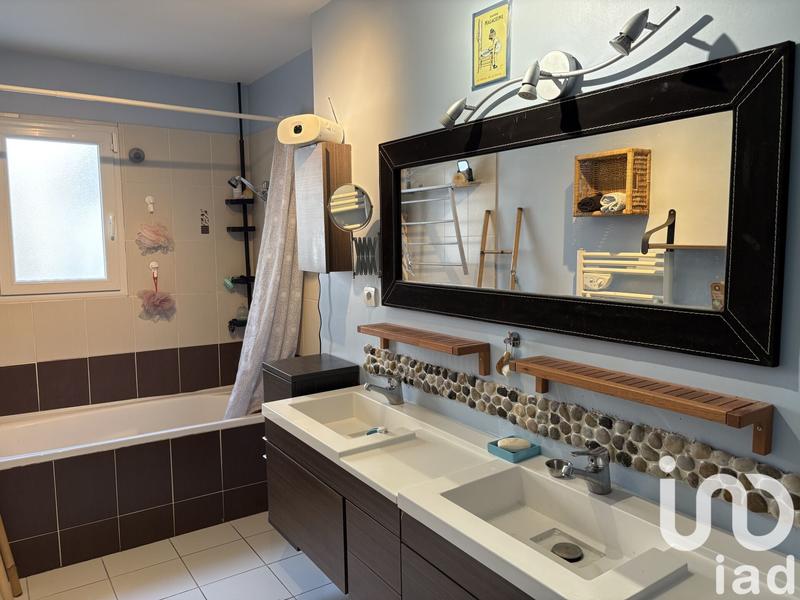 Maison - 140 m² - 7 pièces