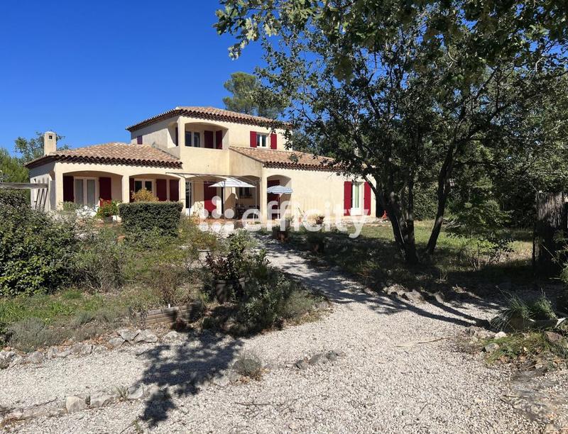 Maison - 169 m² - 6 pièces