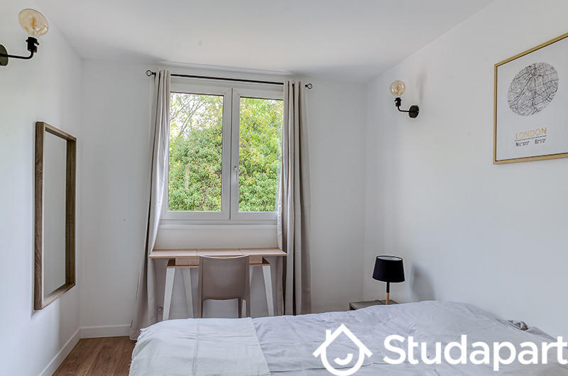 Chambre - 10 m² - 1 pièce