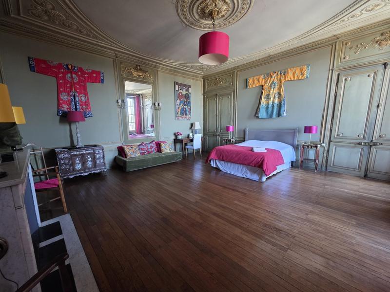 Maison - 303 m² - 7 pièces