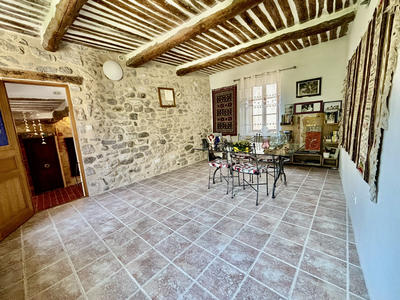 Maison de village - 189 m² - 7 pièces