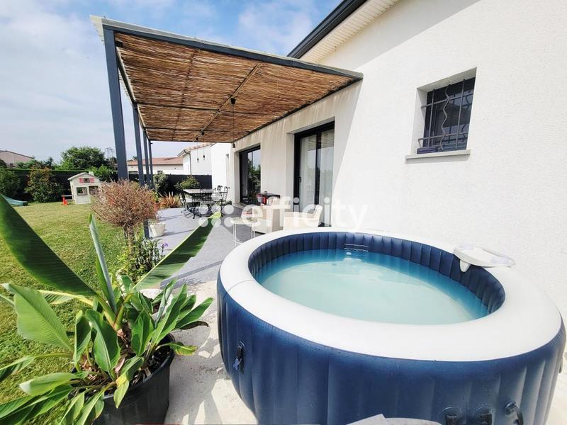 Maison - 113 m² - 4 pièces