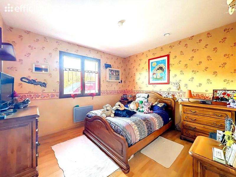 Pavillon - 120 m² - 6 pièces