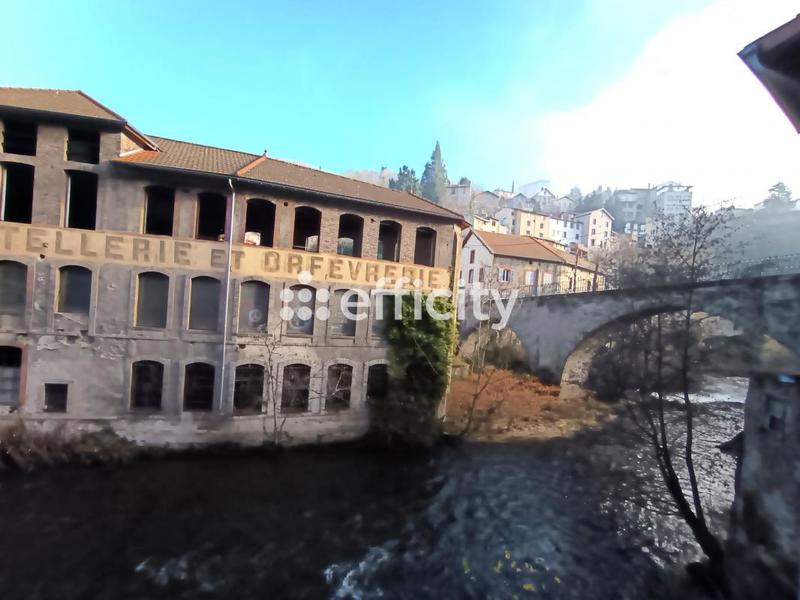 Maison - 112 m² - 7 pièces