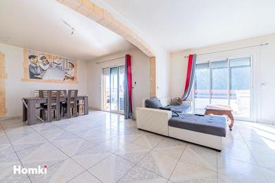 Maison - 178 m² - 7 pièces