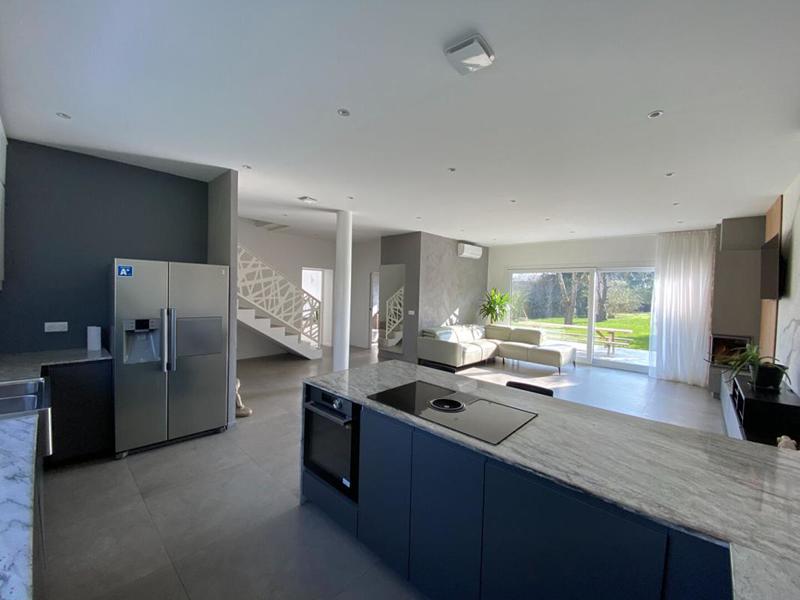 Maison - 188 m² - 6 pièces