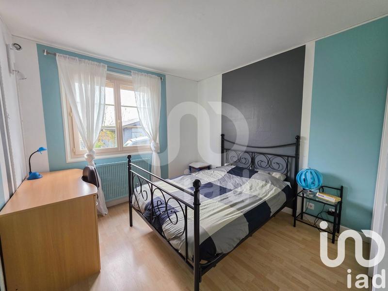 Maison - 198 m² - 8 pièces