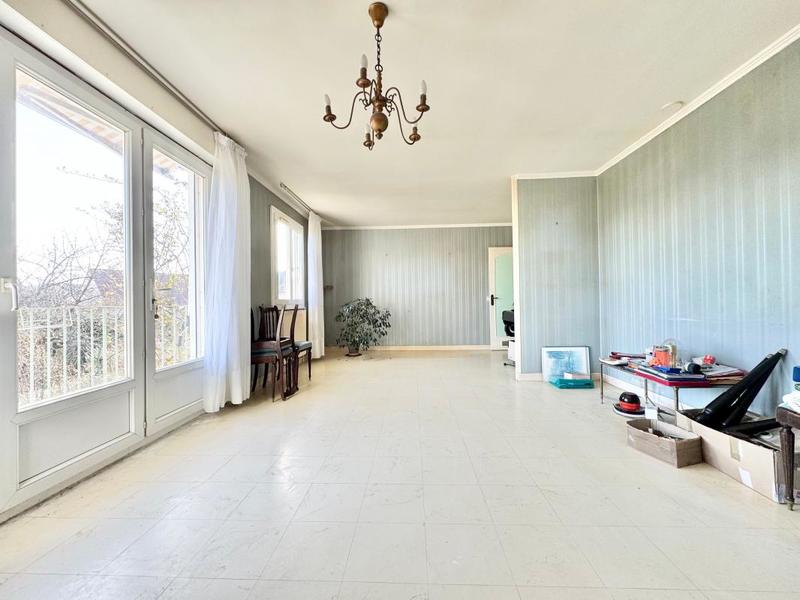 Maison - 84 m² - 4 pièces