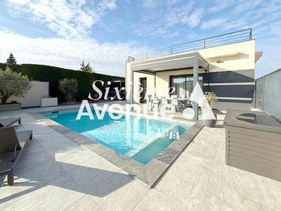 Maison - 165 m² - 7 pièces