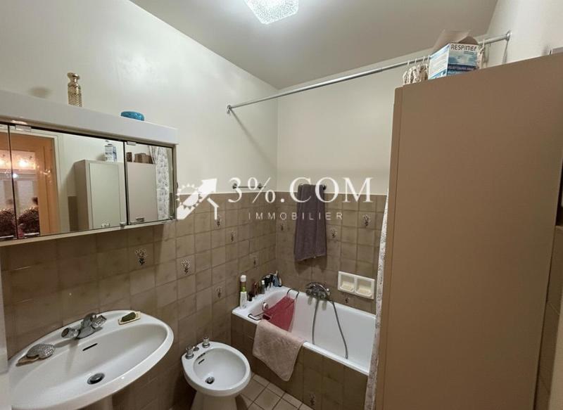 Appartement - 60 m² - 2 pièces