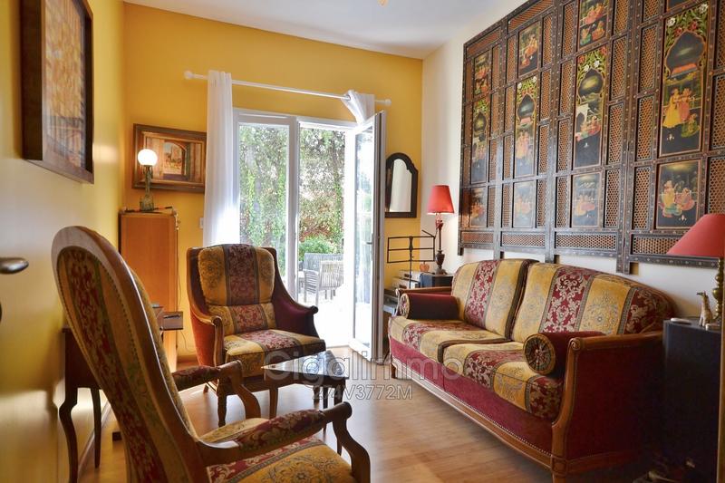 Villa - 212 m² - 8 pièces