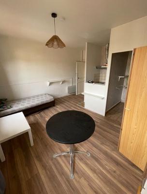 Studio - 20 m² - 1 pièce