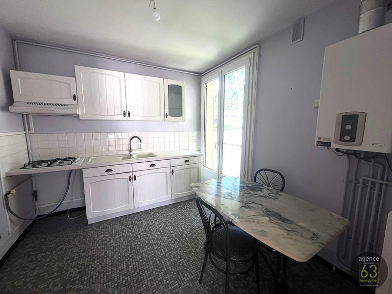 Appartement - 77 m² - 3 pièces