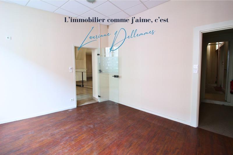 Local commercial - 215 m² - 1 pièce