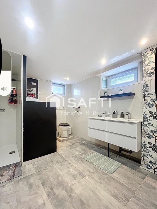 Maison de village - 245 m² - 9 pièces