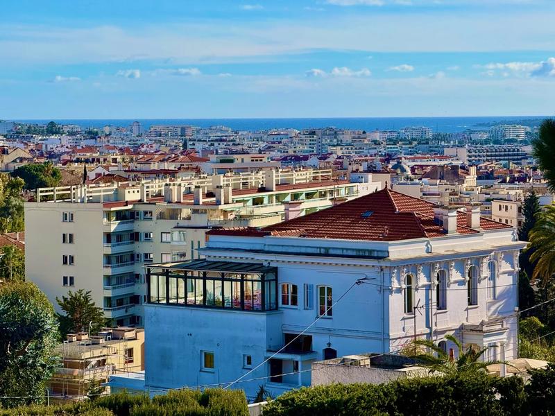 Appartement - 110 m² - 4 pièces